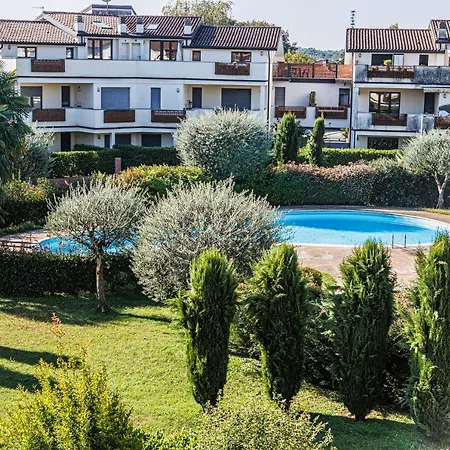 I Quattro Laghi Casa Delle Stelle アパート *